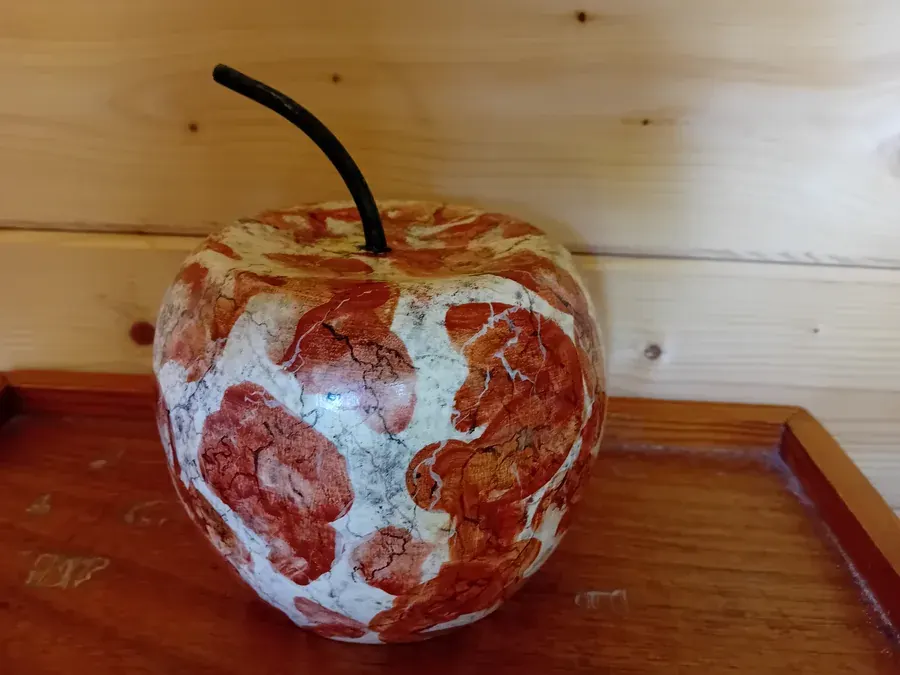 Pomme en marbre Languedoc